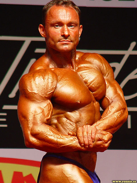 Viktor Hell - M �R mu�� 2005