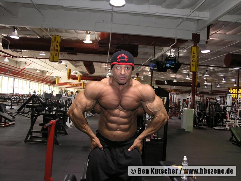 Mustafa Mohammad in Gold`s Gym