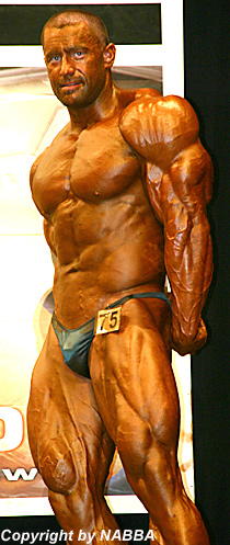 5. na Mr. Universe NABBA 2006 nad 179 cm Radek Lonc - �R