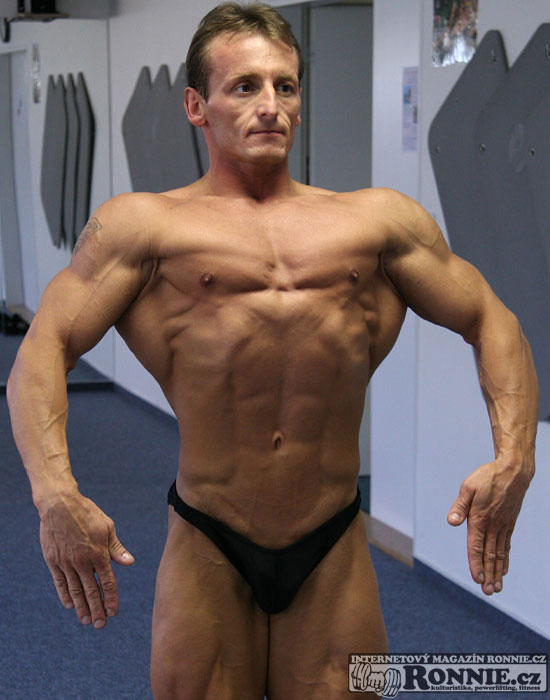 Pavel Barton��ek