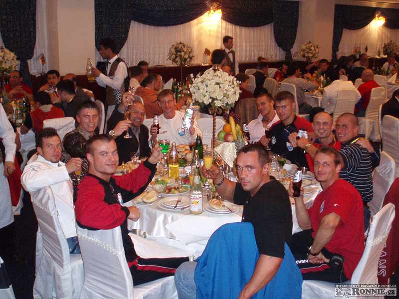 Ve�e�e