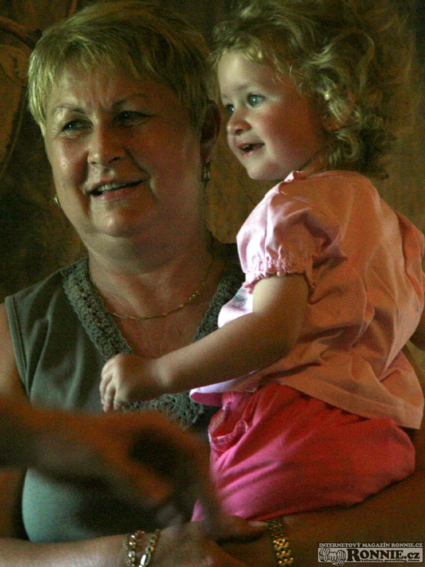 Barova mamka a dcera Viktorka