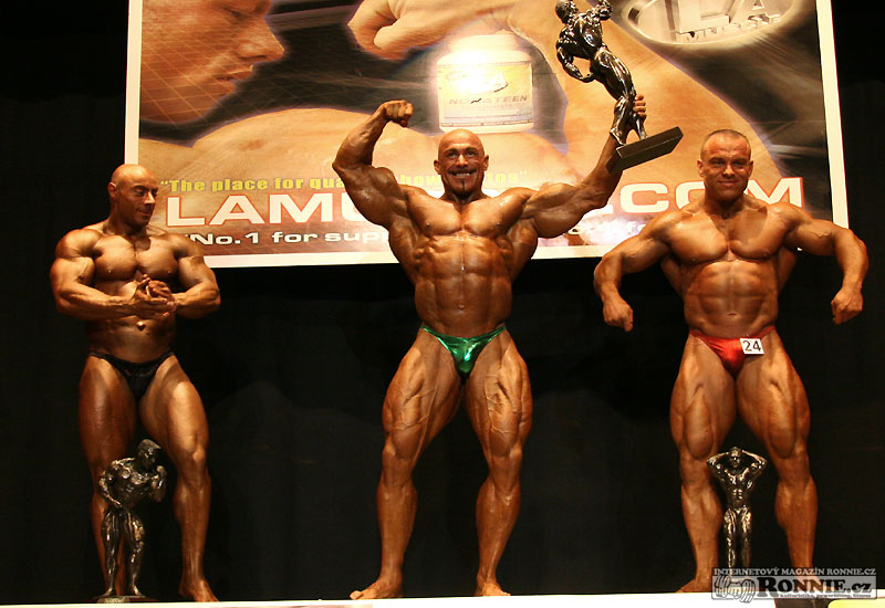 Tony Mount, Salvatori Orazio, Petr Vani�