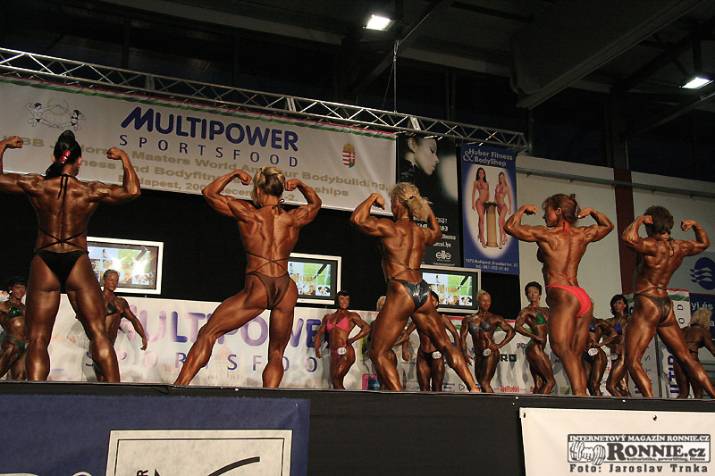 Eszter Berkes, Joanne Stewart, Irina Muntean, Nadine Aerts, Branislava Jovanovic