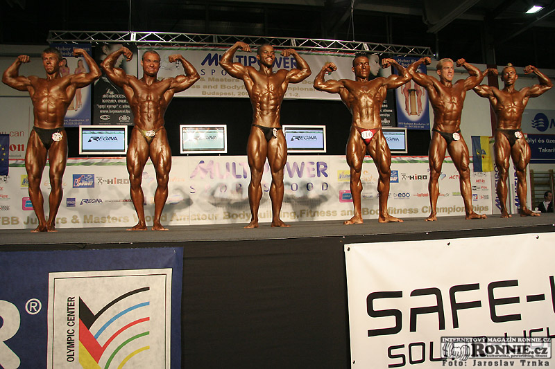 Junio�i - kulturistika do 75 kg