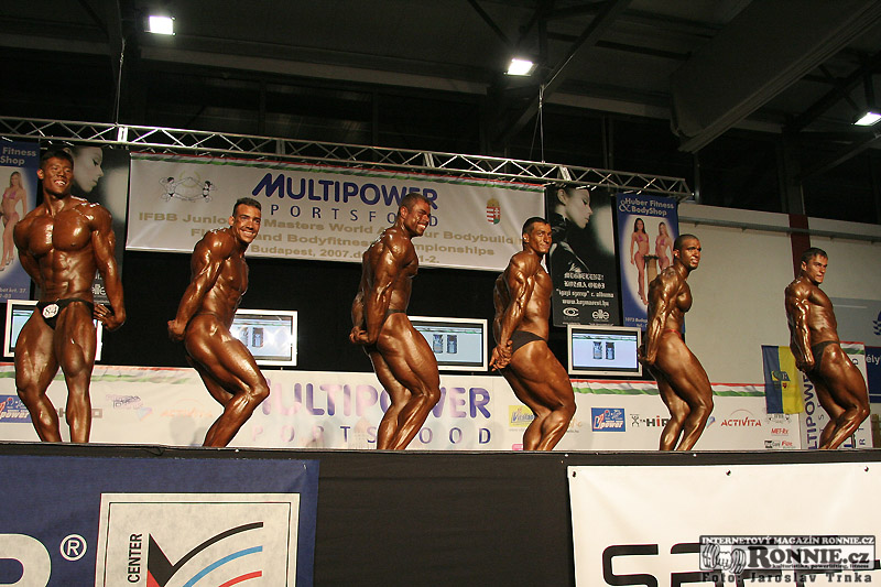 Junio�i - kulturistika nad 75 kg