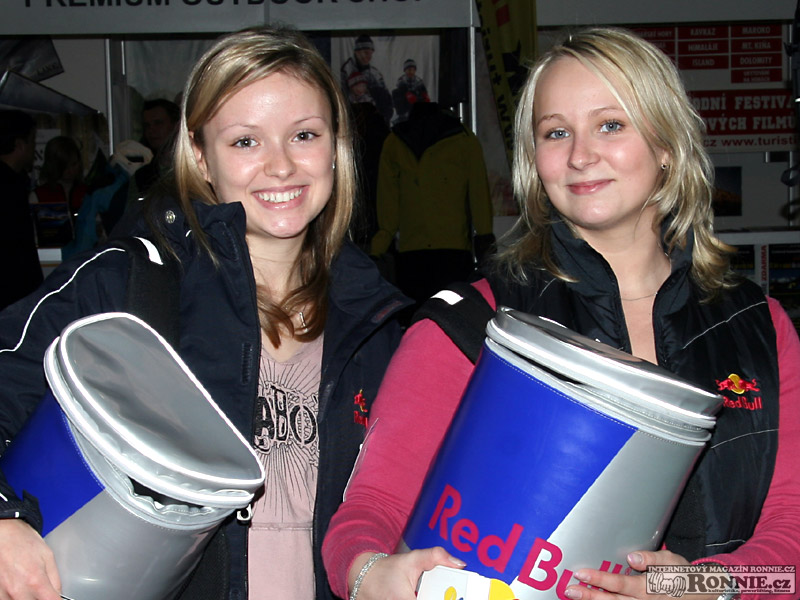 ...osv�en� Red Bull bylo tentokr�t zdarma...