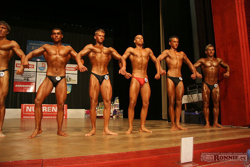 Kulturistika junio�i - do 70 kg