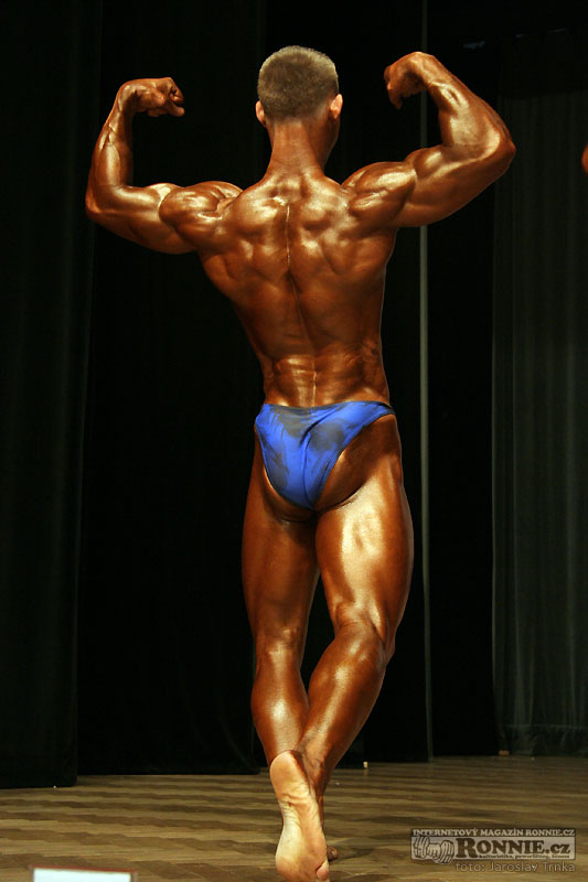 Kulturistika junio�i - nad 77 kg