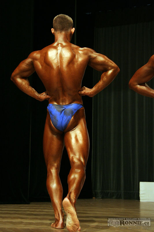 Kulturistika junio�i - nad 77 kg