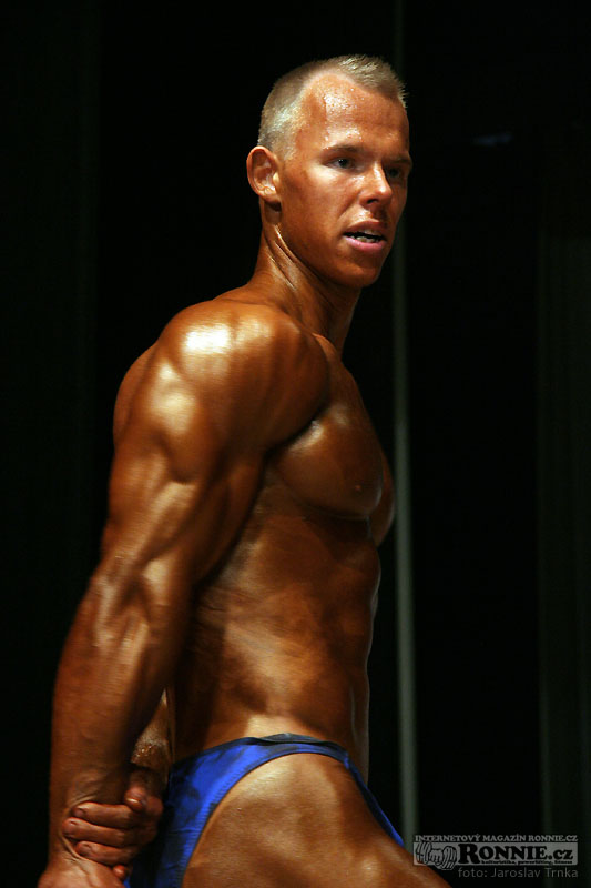 Kulturistika junio�i - nad 77 kg