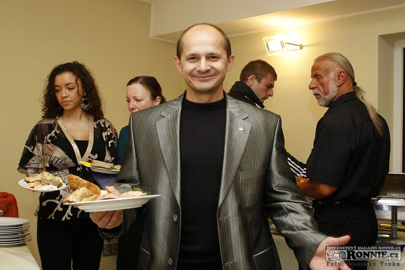 Oleg Zhur