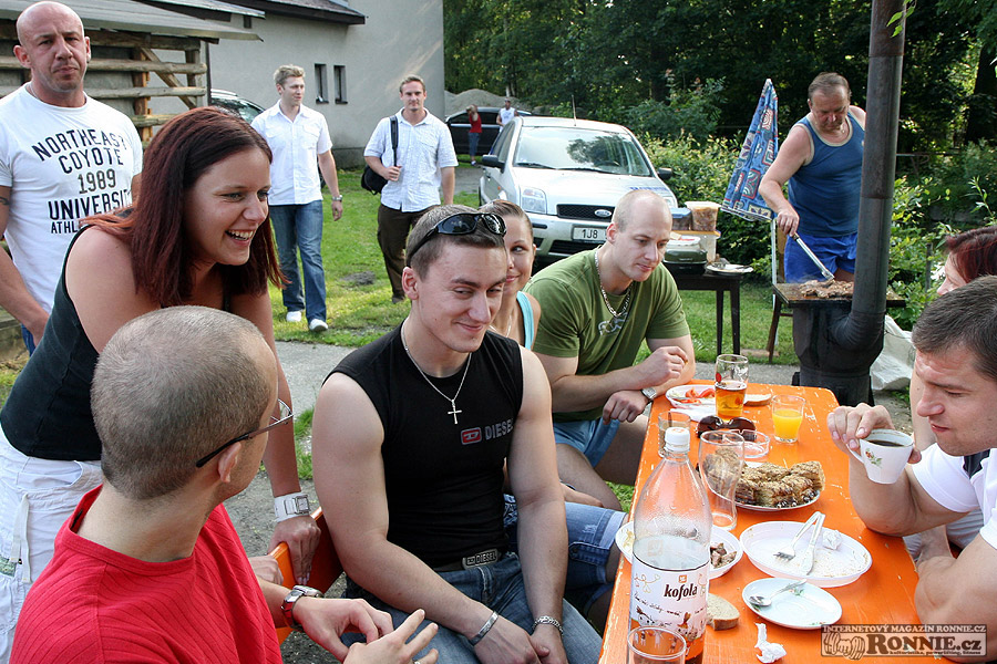 Kerber, Hami 88, Yud (v �erven�m triku), Freimen, Jan Raus a Peter77