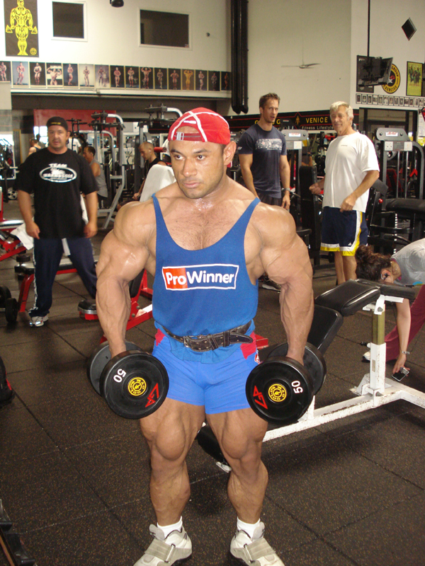 Pedro Barron v Gold�s Gym ve Venice