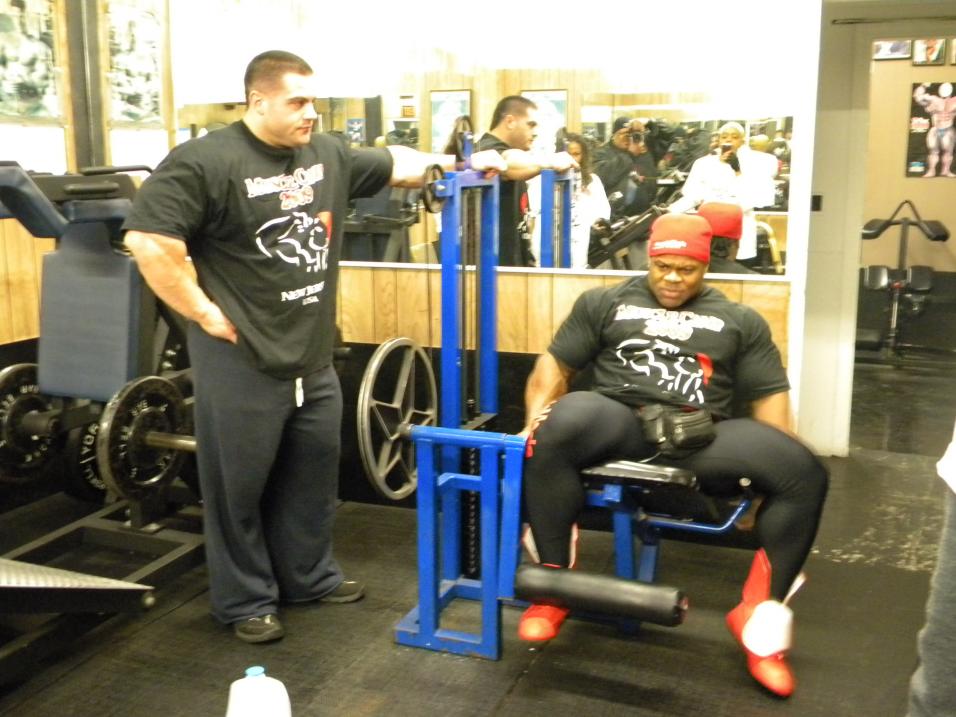 Evan Centopani a Kai Greene