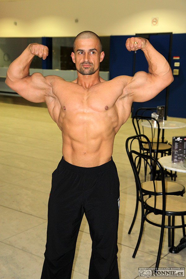 Martin Daj� kr�tce p�ed odletem na Arnold Classic Europe 2011
