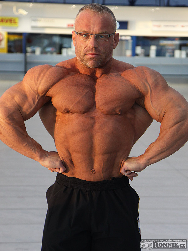 Petr Vani�