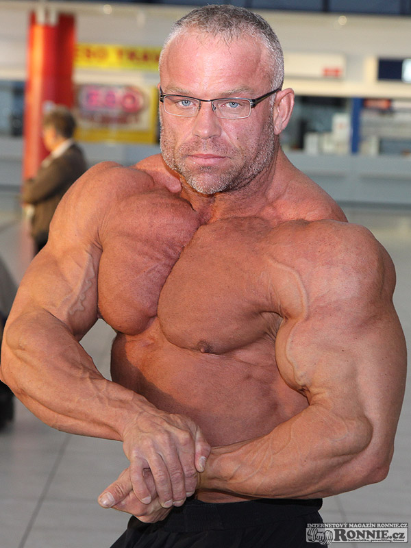 Petr Vani�