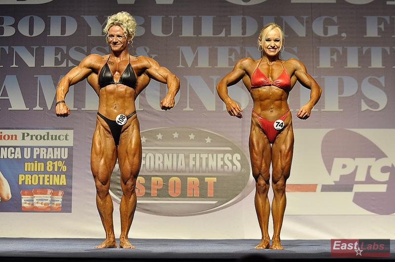 Nina Loebardt, Jana Purdjakov�