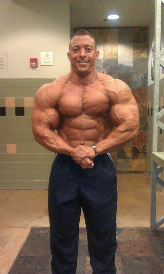 Troy Alves 6,5 t�dne p�ed IFBB Pro World Masters