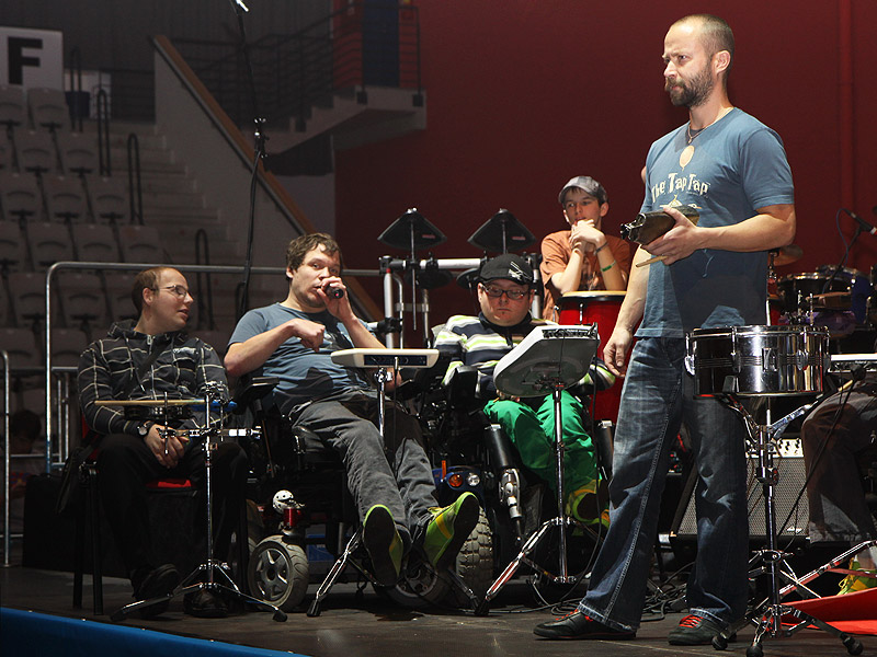 Drum & Walk 2