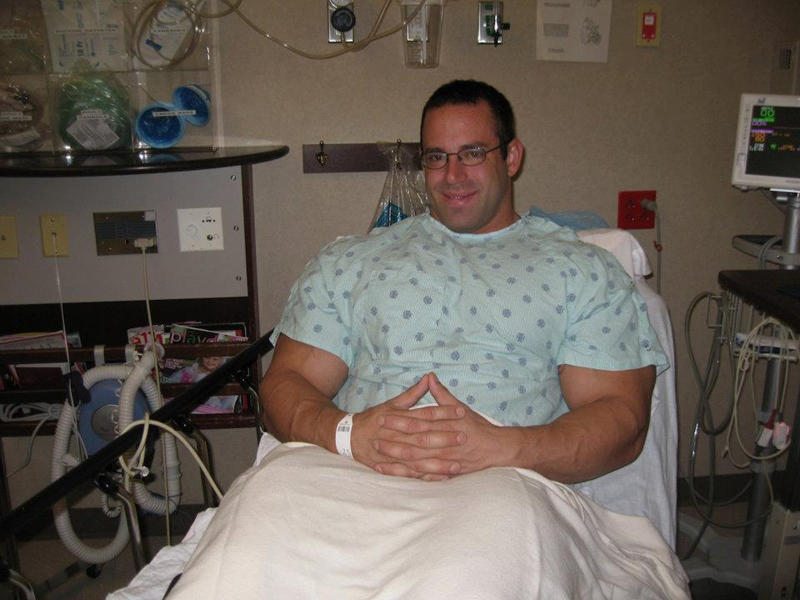 Todd Jewell p�ed operac�...