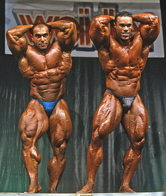 Nasser El Sonbaty a Kevin Levrone na Grand Prix Germany 1996