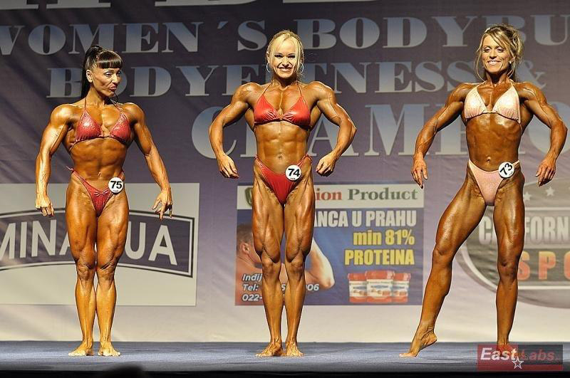 Jana Purdjakov� na p�diu MS 2011