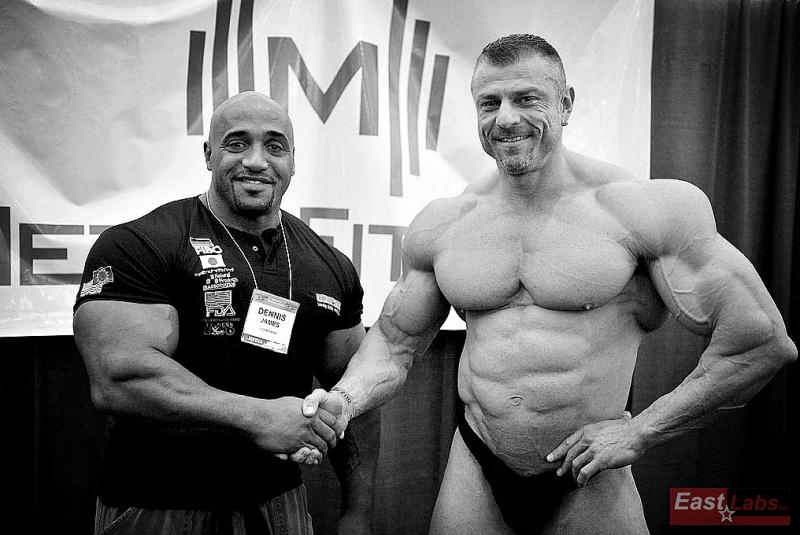 Dennis James a Dalibor H�jek