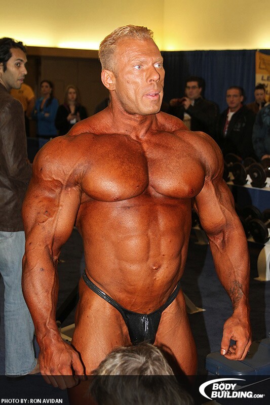 Dennis Wolf