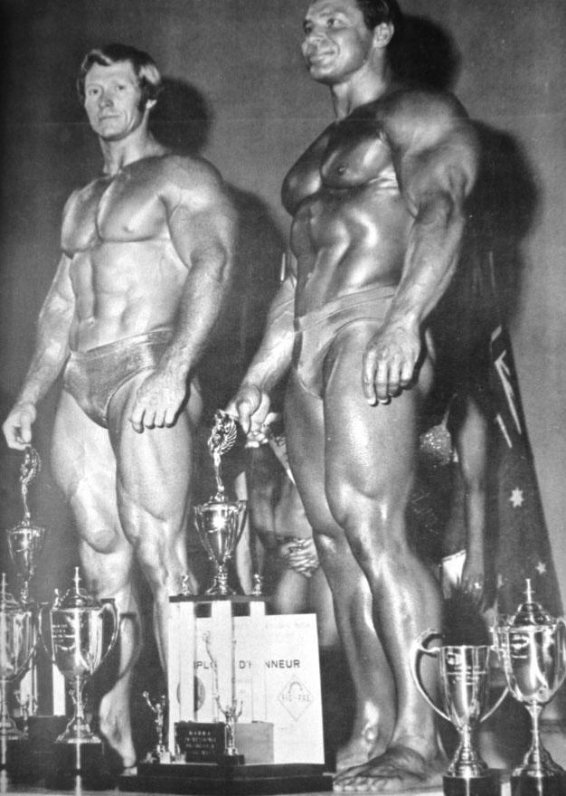 Ken Waller a Bill Pearl na NABBA Mr. Universe 1971