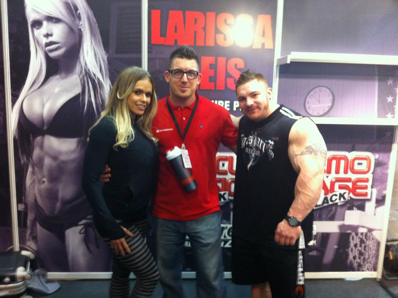 Larissa Reis a James "Flex" Lewis