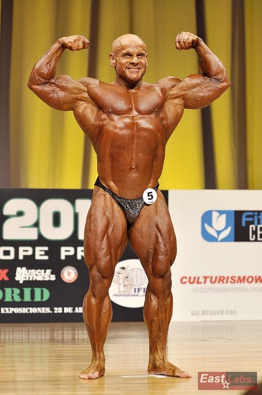 Lee Powell