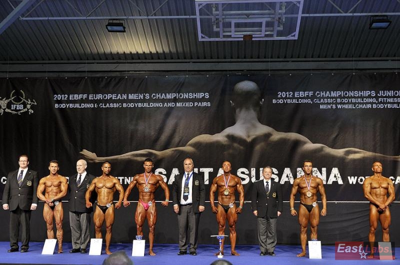 Finalist� klasick� kulturistiky mu�� do 175 cm