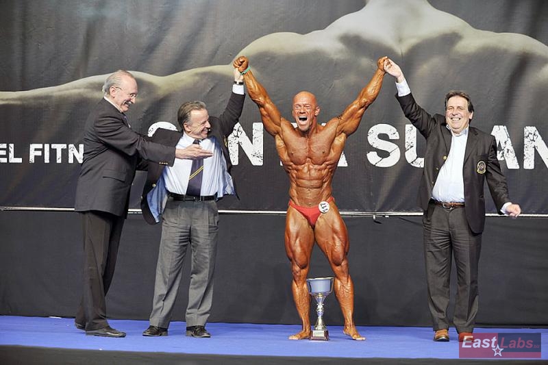 Ralph Szesney - absolutn� v�t�z kulturistiky mu�� masters