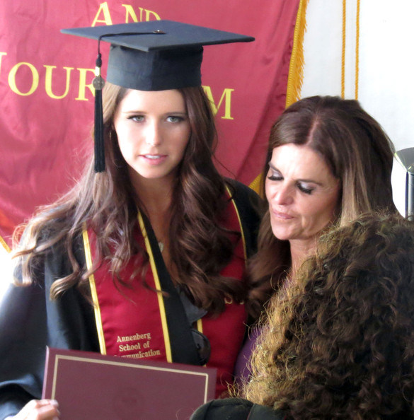 Katherine Schwarzenegger, Maria Shriver