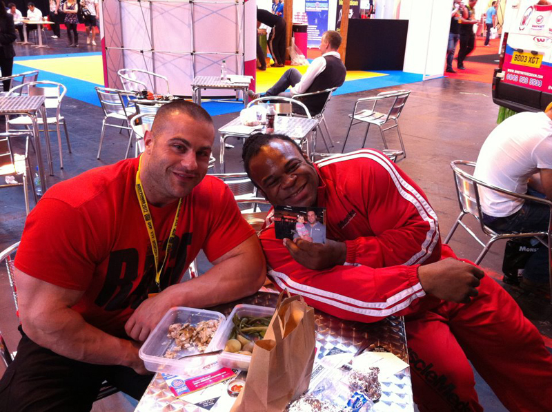 Evan Centopani a Kai Greene se sn�mkem Centopaniho dcery