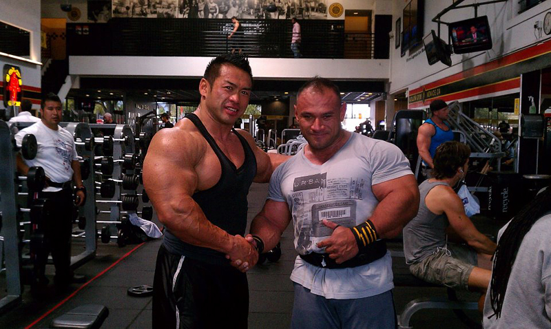 Hidetada Yamagishi a Pedro Barron