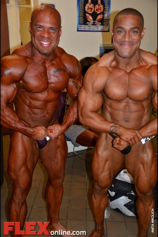 Luis Santa, Luis Santiago