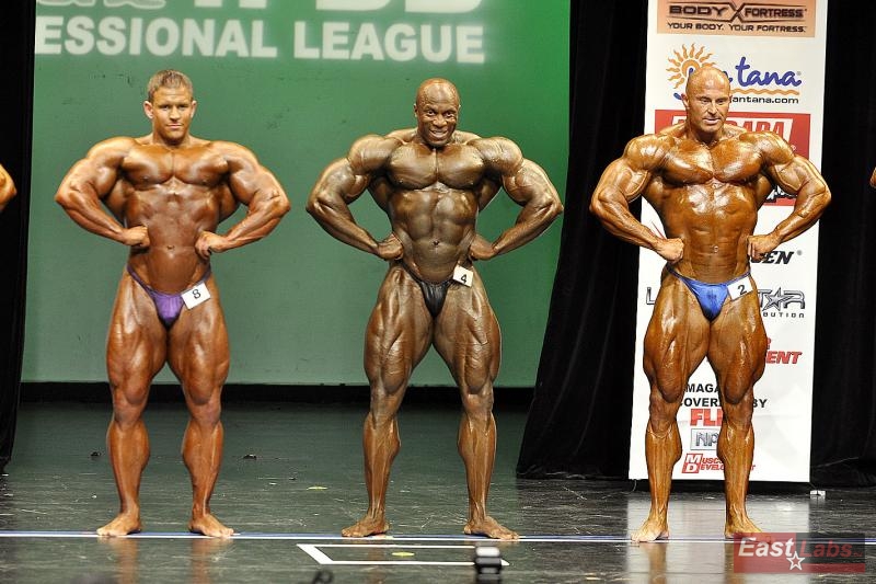 Jeff Long, Vaughan Ettienne, Tom� Bure�
