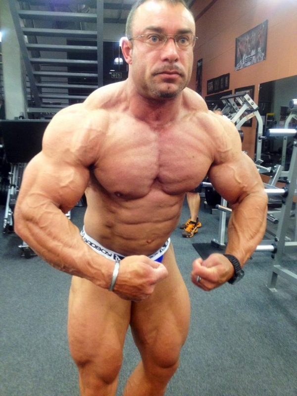 Hennie Kotze 6 t�dn� p�ed Wings of Strength Chicago 2012