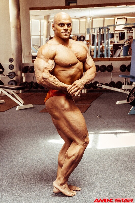 Luk� Osladil 10 dn� p�ed Toronto Pro Supershow 2012