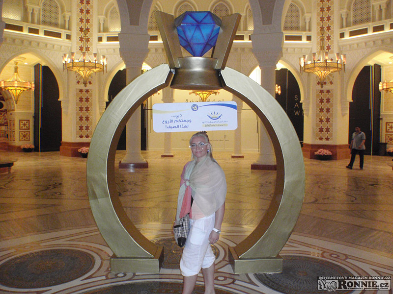 Luk� Osladil a man�el� �pinglovi na dovolen� v Dubaji