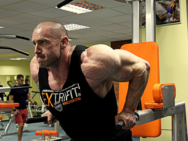 Radek Lonc: aktu�ln� forma 8 t�dn� p�ed Arnold Classic Europe 2012!