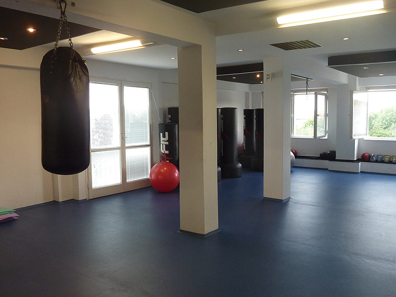 T&M Olympia Fitness - aerobn� s�l 