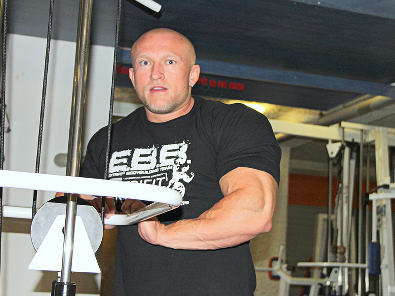 Vojt�ch Koritensk�: aktu�ln� forma 7 t�dn� p�ed Arnold Classic Europe 2012!