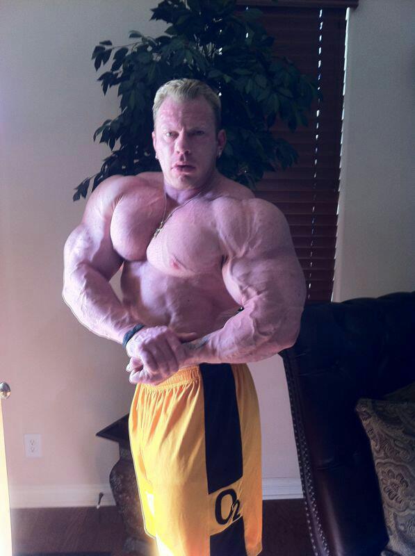 Dennis Wolf 7 t�dn� p�ed Mr. Olympia 2012