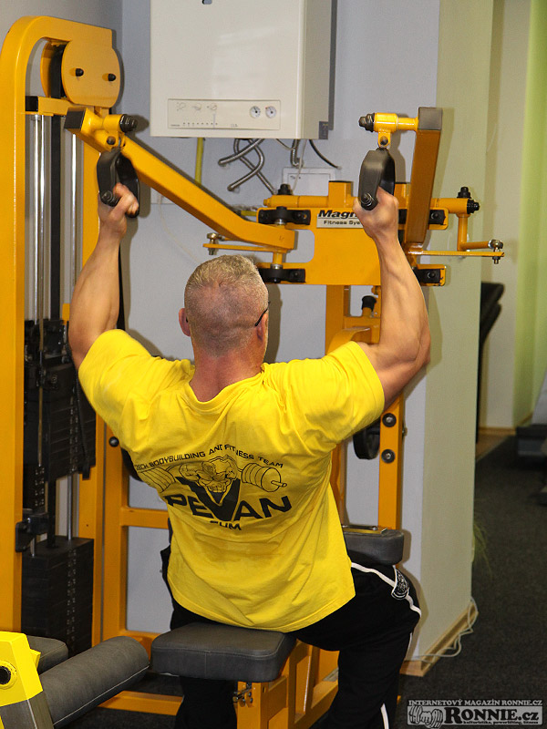 Petr Vani� - tr�nink p�ed Mr. Olympia 2012