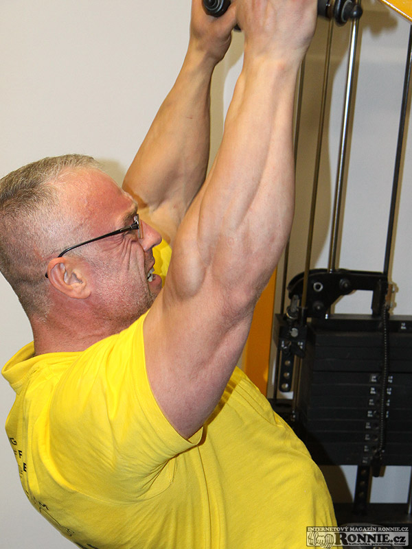 Petr Vani� - tr�nink p�ed Mr. Olympia 2012