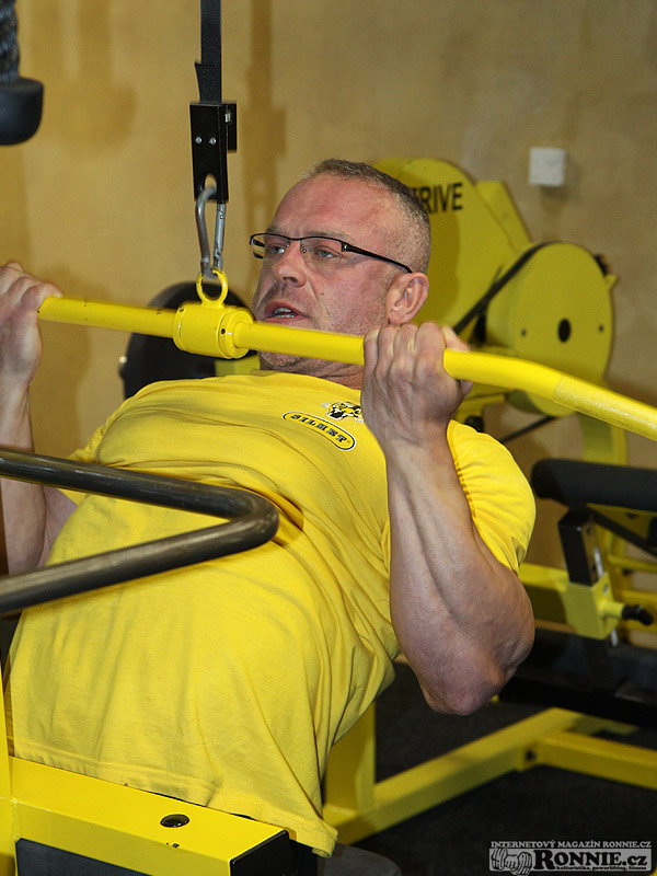 Petr Vani� - tr�nink p�ed Mr. Olympia 2012